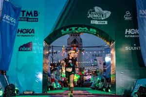 BIB: 3181
                            <button type="button" onclick="openModal(24863535)" class="btn btn-primary btn-sm float-right btn-popup" data-toggle="modal" data-target=".modal-high-quality">
                        <i class="fas fa-shopping-cart"></i> Add to Cart
                    </button>
                                            <button type="button" onclick="isThisMe(24863535, true)" class="btn btn-success btn-sm float-right btn-popup btn-isme hidden" data-toggle="tooltip" data-placement="bottom" title="นี่คือรูปของคุณใช่ไหม คลิกที่นี่เพื่อเอาเข้าอัลบั้ม">
                        <i class="fas fa-plus"></i> Add to album
                    </button>
                    <button type="button" onclick="isThisMe(24863535, false)" class="btn btn-warning btn-sm float-right btn-popup btn-isnotme hidden">
                        <i class="fas fa-ban"></i> Remove from album
                    </button>